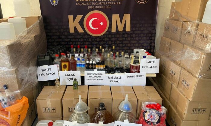 İzmir’de sahte içki operasyonu! 4 tutuklama..