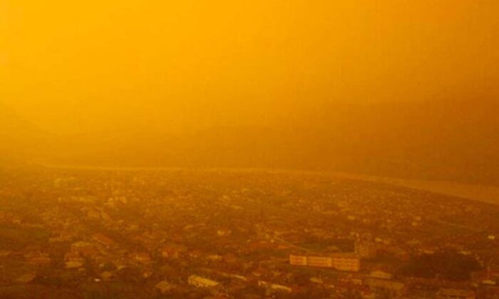Meteoroloji’den 9 il için toz taşınımı uyarısı..