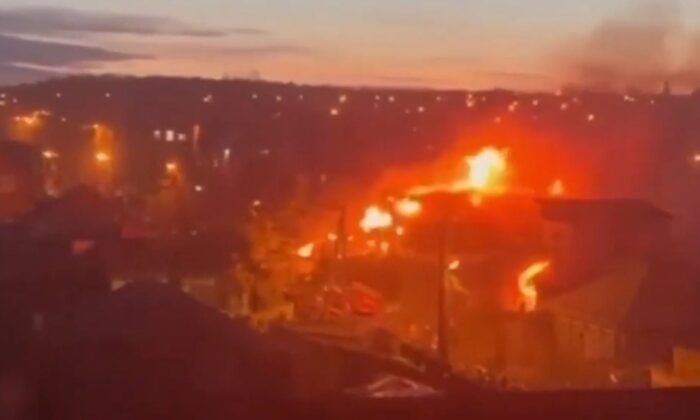 Rusya’da savaş uçağı, evin üzerine düştü!.