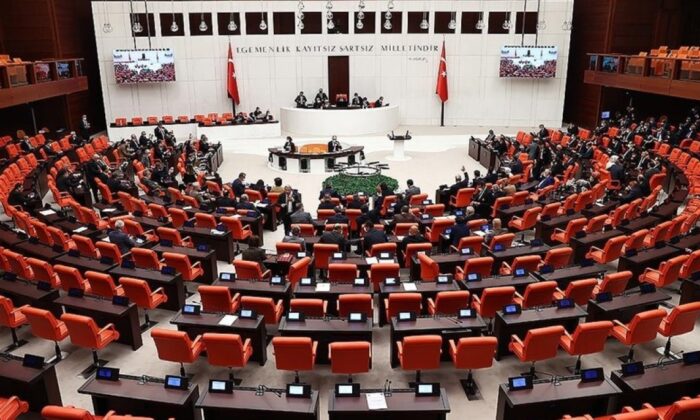 52 maddelik torba yasa teklifi yarın TBMM’de..