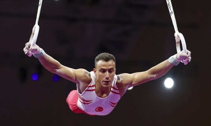 Adem Asil, Dünya Şampiyonu oldu!.