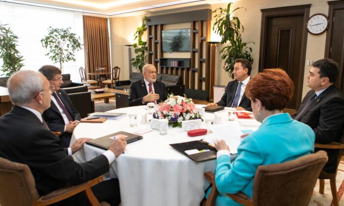 Altılı masa 8’inci kez toplandı!.