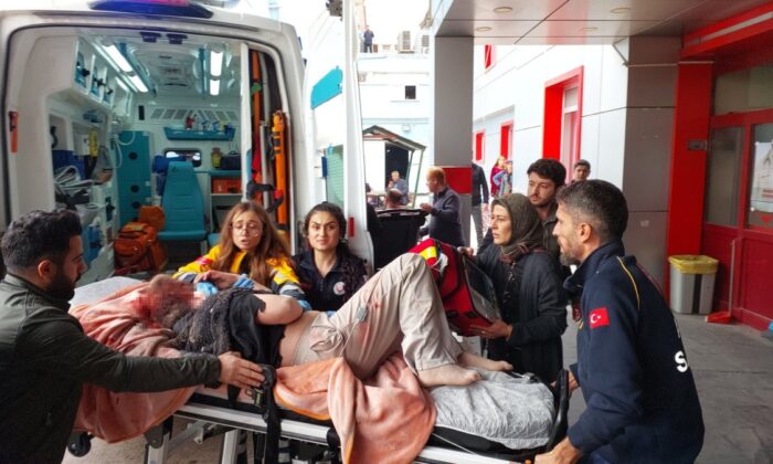 Terör örgütünden Gaziantep’e roketli saldırı! 3 ölü 10 yaralı..