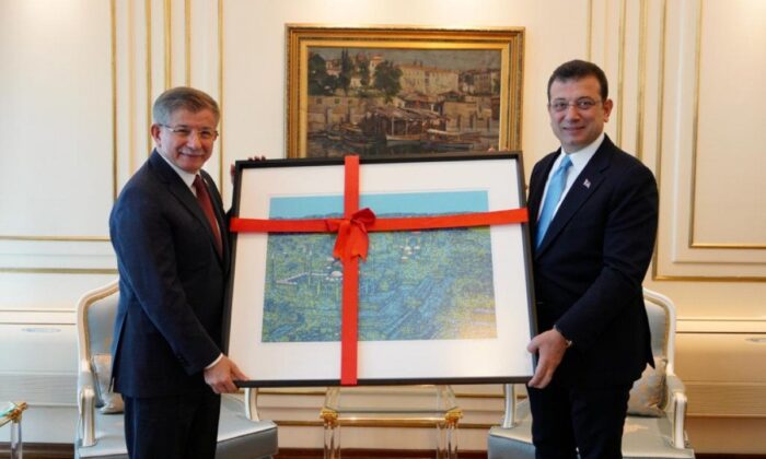 Ahmet Davutoğlu, Ekrem İmamoğlu’nu ziyaret etti!.