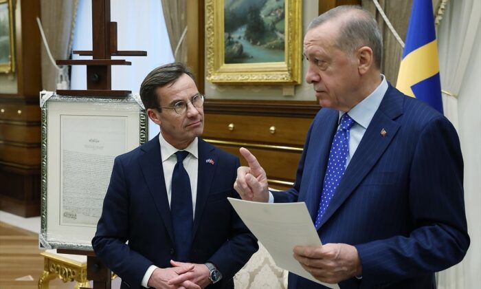 Cumhurbaşkanı Erdoğan, İsveç Başbakanı Ulf Kristersson ile görüştü!.