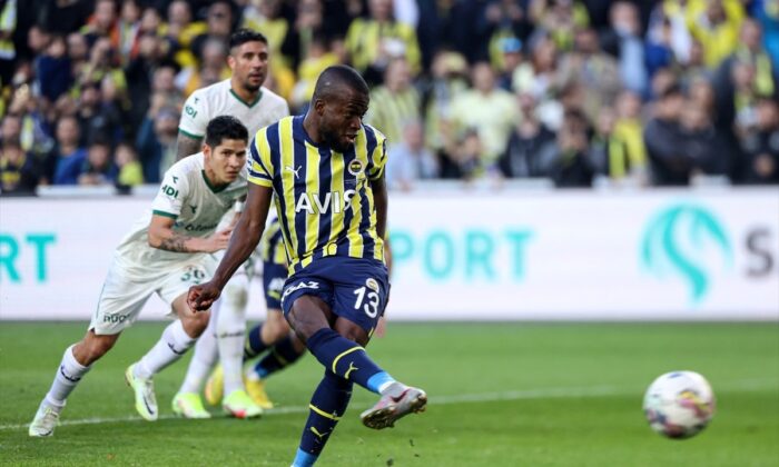 Fenerbahçe evinde Giresunspor’a 2-1 mağlup oldu!.