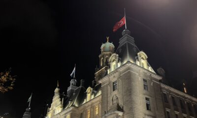 Hollanda’da belediye binasına Türk Bayrağı asıldı!.