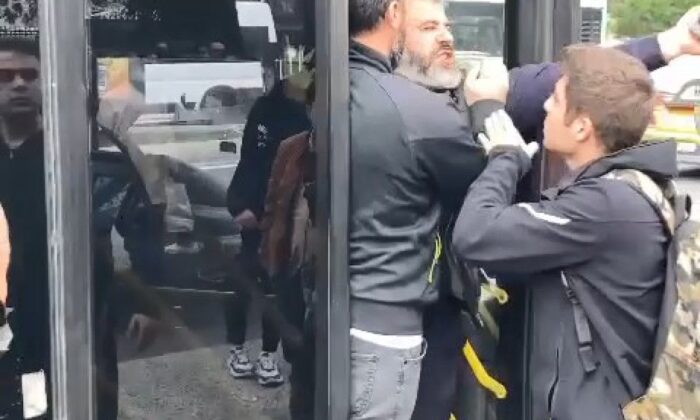 Sarıyer’de İETT şoförü engelli vatandaşa hakaret etti!.