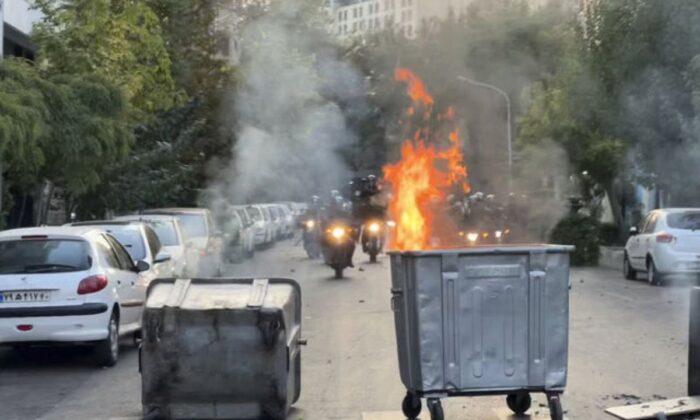 İran’daki Mahsa Amini protestolarında 3 kişiye daha idam cezası verildi!.
