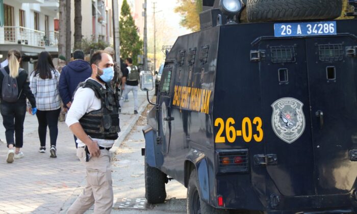 Eskişehir’de bomba provokasyonu yapan şahıs yakalandı!.