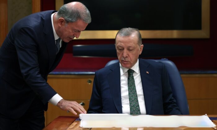 Cumhurbaşkanı Erdoğan’dan Suriye’ye kara harekatı sinyali..