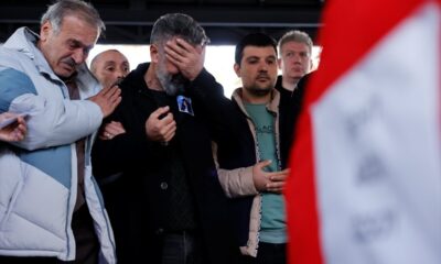 Taksim’deki patlamada şehit olan anne ve kızına acı veda..