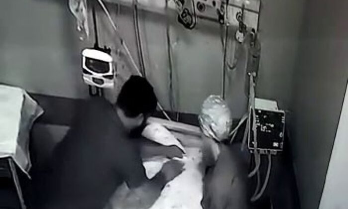 Özel hastanede hemşirelerden felçli hastaya şiddet..