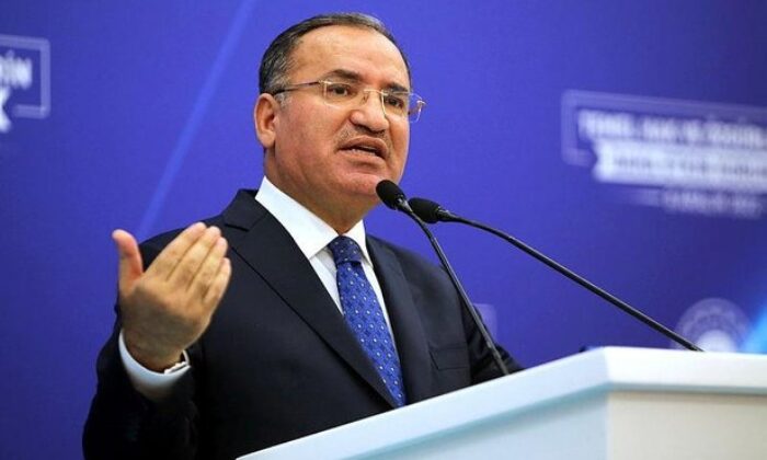 Bekir Bozdağ, İmamoğlu hakkında verilen kararı değerlendirdi!.