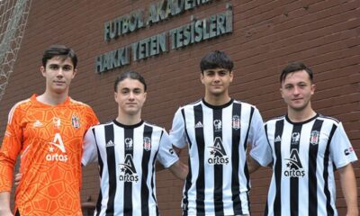 Beşiktaş, 4 futbolcuyla profesyonel sözleşme imzaladı!.