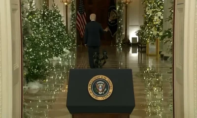 Joe Biden, Noel konuşmasından sonra boşluğa selam verdi!.