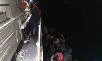 Marmaris açıklarında Türk Kara Sularına itilen 39 göçmen kurtarıldı!.