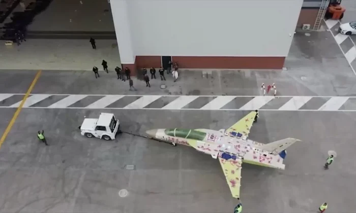 Jet eğitim uçağı Hürjet, ilk uçuşuna hazırlanıyor!.