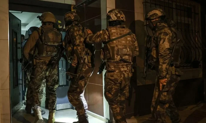 İstanbul’da terör operasyonu! 17 gözaltı..