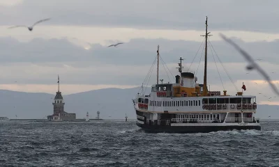 İstanbul’da vapur seferlerine lodos engeli..
