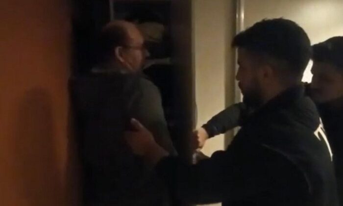 İzmir’de FETÖ operasyonu! 16 tutuklama..