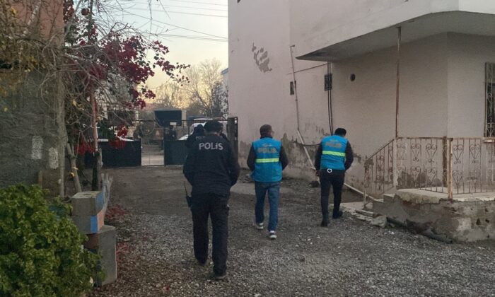 Mersin’de tefeci operasyonu! 11 gözaltı..