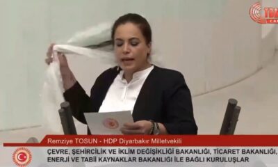 HDP’li vekil, “operasyonlar durdurulsun” deyip başındaki tülbendi yere fırlattı!.