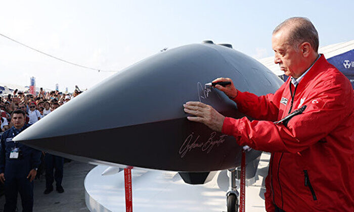 Cumhurbaşkanı Erdoğan: “Kızılelma 2024-2025 gibi seri üretimde bir yere oturacak!.”