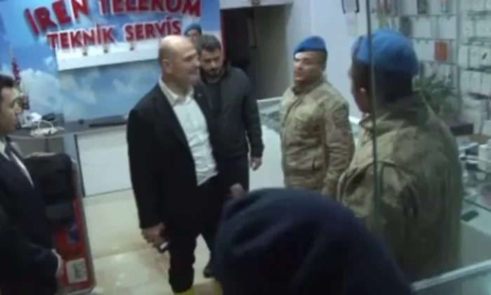 Süleyman Soylu’dan Antalya’daki sel mağduru esnafa ziyaret..