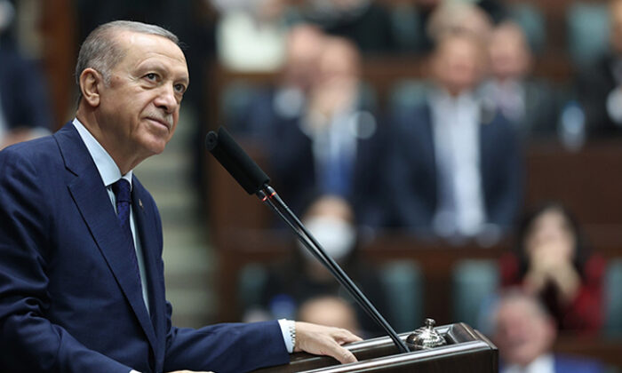 Cumhurbaşkanı Erdoğan’dan memur ve emeklilere ek zam..