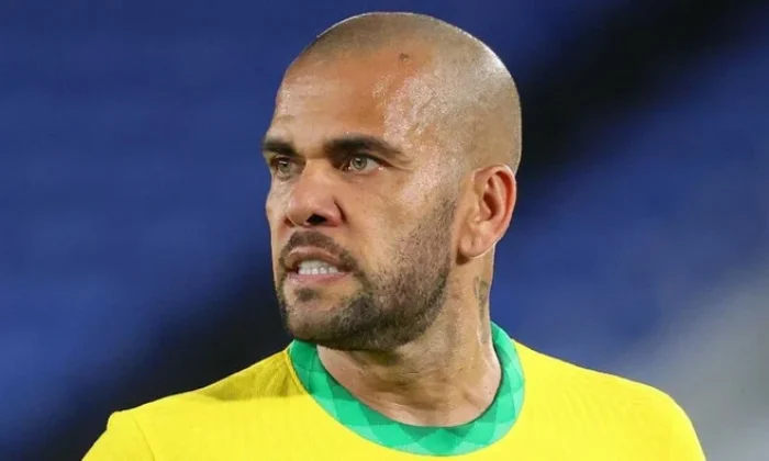 Daniel Alves cinsel taciz suçlaması sebebiyle tutuklandı!.