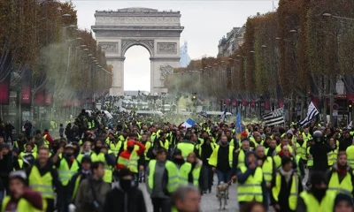 Fransa karıştı! Sarı yelekliler yeniden sokaklarda..