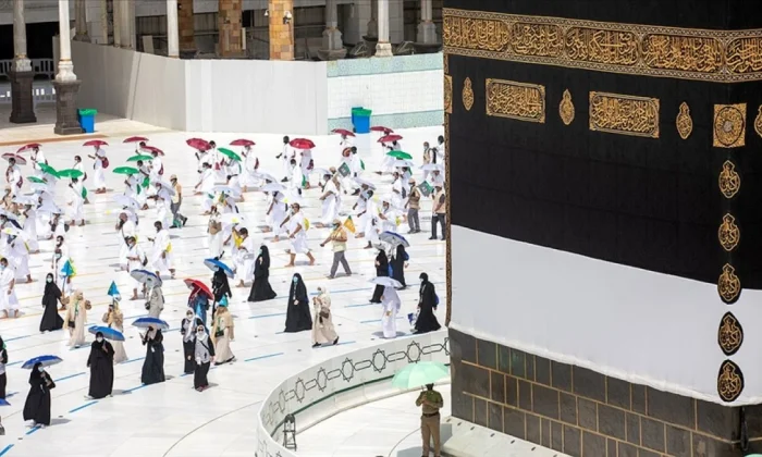 Suudi Arabistan, hac ibadetinde yaş ve sayı kısıtlamasını kaldırdı!.