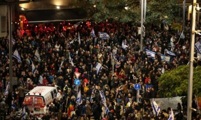 Tel Aviv’de 80 bin İsrailli gösterici terörist Netanyahu hükümetini protesto etti!.