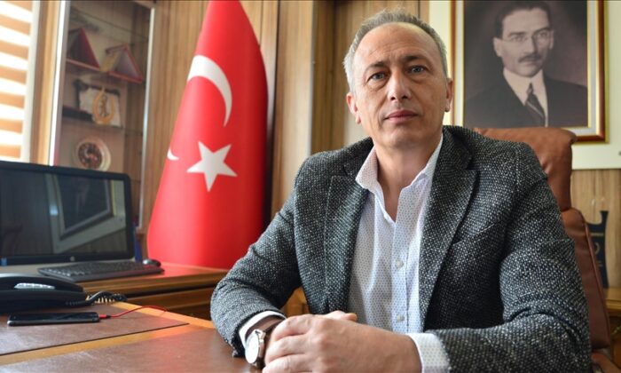 Gökçeada Belediye Başkanı Ünal Çetin gözaltına alındı!.