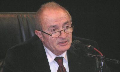 Vural Savaş vefat etti!.