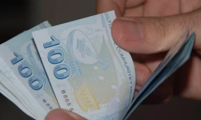 Deprem bölgelerindeki memurların maaşı erken ödenecek!.