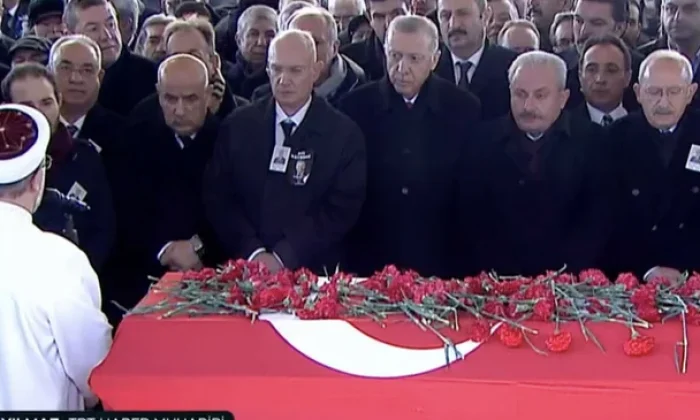 Deniz Baykal’a veda..