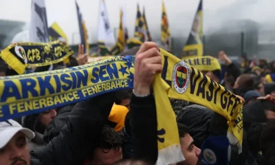Fenerbahçe taraftarları, TFF’yi protesto etti!.