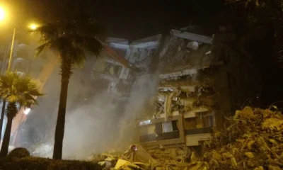 Hatay’da arama kurtarma çalışmaları sonlanan binalar yıkılıyor!.