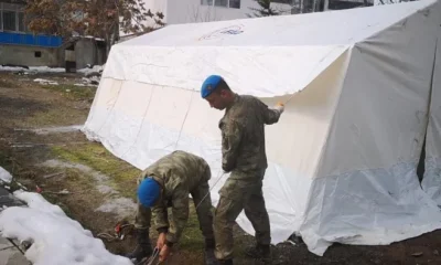 Mehmetçik deprem bölgesinde 59 bin 985 çadır kurdu!.