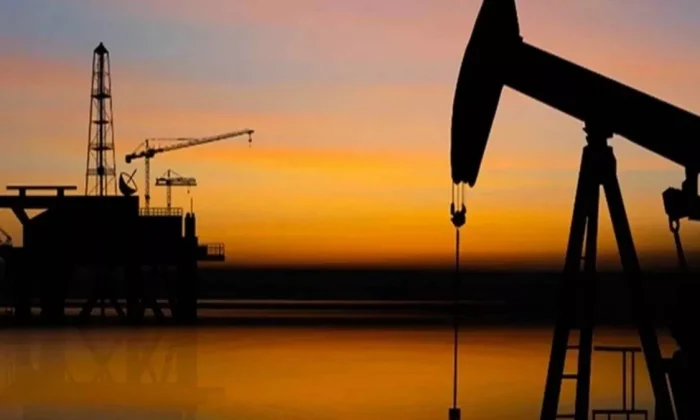 Rus petrolüne tavan fiyat uygulaması başladı!.