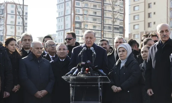 Üniversiteler yaz döneminde uzaktan eğitime geçecek!.