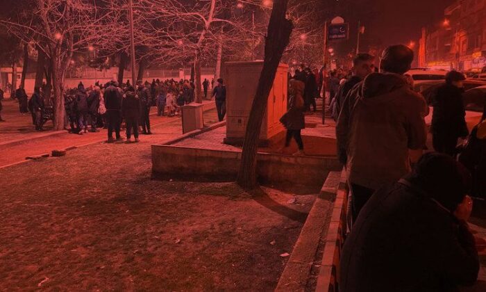 Hatay beşik gibi sallanıyor!.