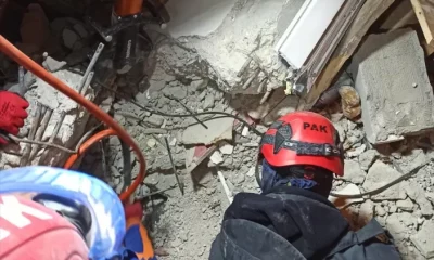 Hatay’da nakliye için hasarlı binaya giren 4 kişiden 3’ü enkaz altında kaldı!.