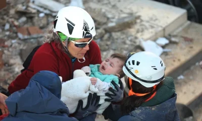 Hatay’da 6 aylık bebek ve annesi enkazdan sağ çıkarıldı!.