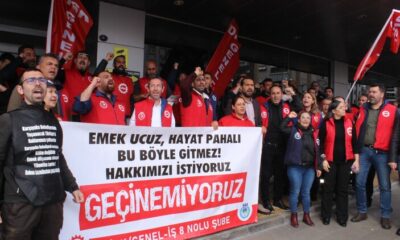 Maaşları ödenmeyen Karşıyaka Belediyesi işçileri greve gitti!.