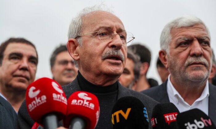 Ümit Özdağ oy kaptırmak istemeyen Kılıçdaroğlu sınıra indi! “Suriyelileri geri göndereceğiz!.”