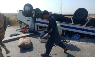 Pakistan’da intihar saldırısı! 9 polis öldü!.