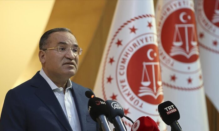 Adalet Bakanlığı 18 bin 305 yeni personel alacak!.